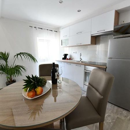 Apartment Lavanda Sinj Εξωτερικό φωτογραφία