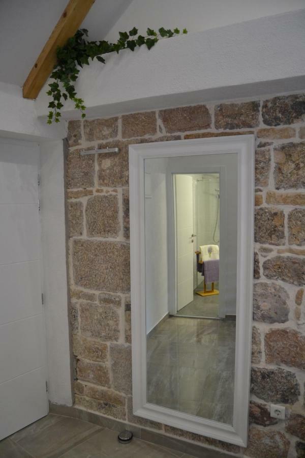Apartment Lavanda Sinj Εξωτερικό φωτογραφία