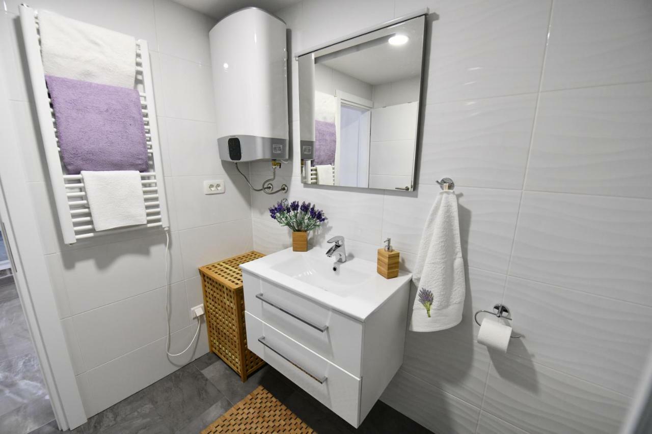 Apartment Lavanda Sinj Εξωτερικό φωτογραφία
