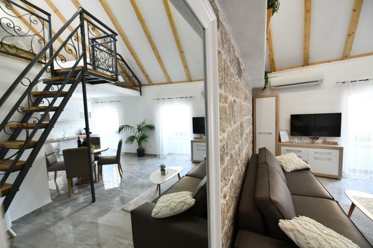 Apartment Lavanda Sinj Εξωτερικό φωτογραφία